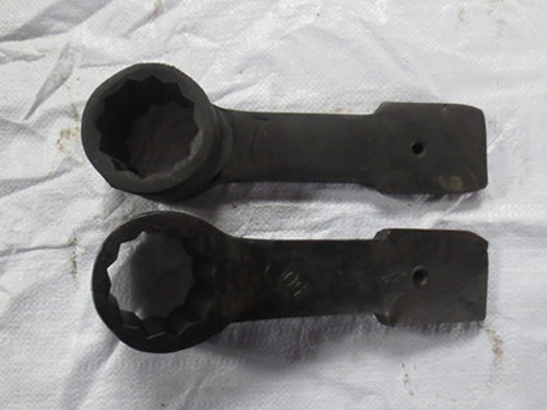 <b>重型敲擊扳手</b>